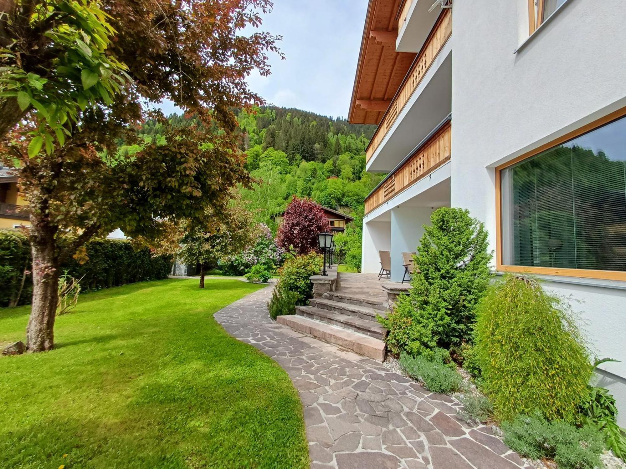 Panorama Apartments - Steinbock Lodges Zell am See Ngoại thất bức ảnh